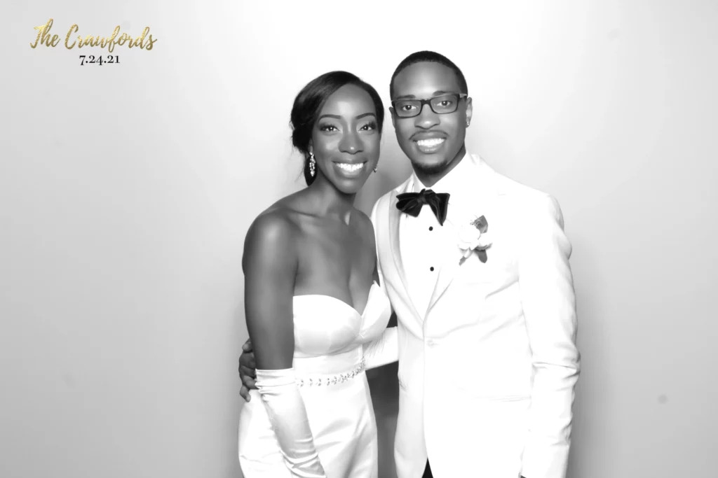 Glam-Photo-Booth-inspiration-–-example-4-1024×683